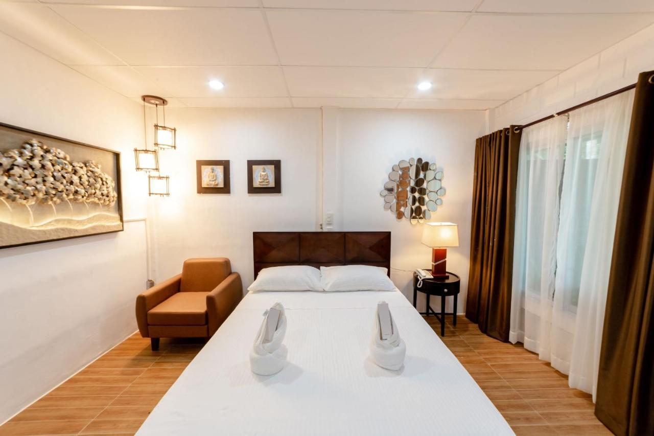 Madison Garden And Residences Panglao Exteriér fotografie